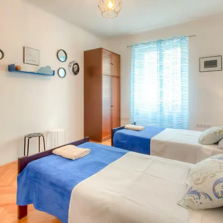 Lucija Apartamento